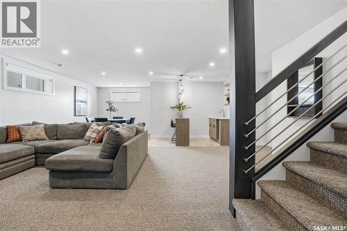 4418 Sage Crescent E, Regina, SK - Indoor Photo Showing Living Room