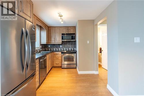 89 Rolling Meadows Drive, Kitchener, ON - Indoor Photo Showing Kitchen