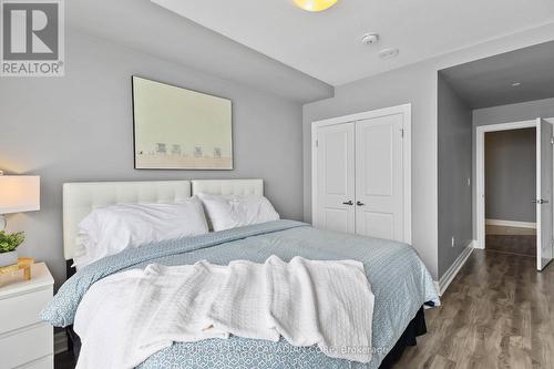 2nd bedroom - 411 - 260 Villagewalk Boulevard, London North (North R), ON - Indoor Photo Showing Bedroom