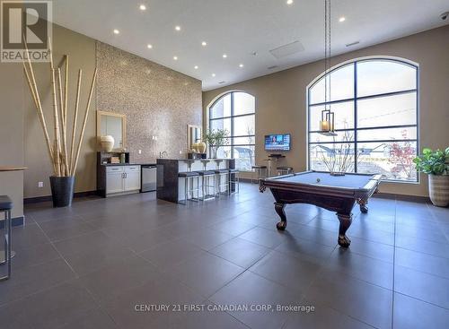 Billiards room - 411 - 260 Villagewalk Boulevard, London North (North R), ON - Indoor Photo Showing Other Room