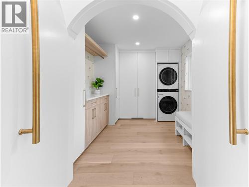 5538 Lakeshore Road, Kelowna, BC - Indoor Photo Showing Other Room
