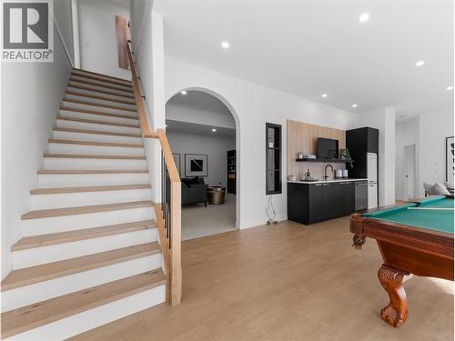 5538 Lakeshore Road, Kelowna, BC - Indoor Photo Showing Other Room