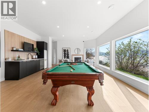 5538 Lakeshore Road, Kelowna, BC - Indoor Photo Showing Other Room
