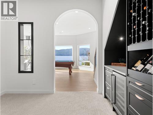 5538 Lakeshore Road, Kelowna, BC - Indoor Photo Showing Other Room