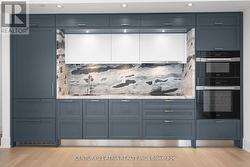 427 - 155 MERCHANTS' WHARF Toronto, ON M5A 0P2