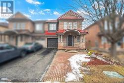 103 STARHILL CRESCENT  Brampton, ON L6R 2P8