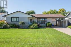 1588 MAXIME STREET Ottawa, ON K1B 3L1