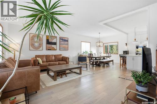 339 Stechishin Way, Saskatoon, SK - Indoor Photo Showing Living Room