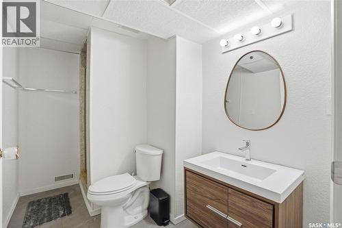 339 Stechishin Way, Saskatoon, SK - Indoor Photo Showing Bathroom