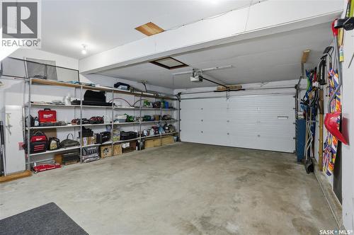 339 Stechishin Way, Saskatoon, SK - Indoor Photo Showing Garage
