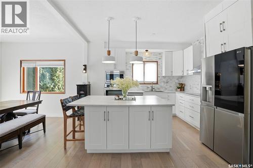 339 Stechishin Way, Saskatoon, SK - Indoor Photo Showing Kitchen With Upgraded Kitchen