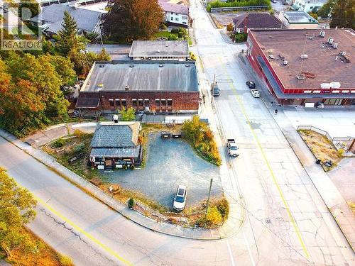 5830 Ash Ave, Powell River, BC 