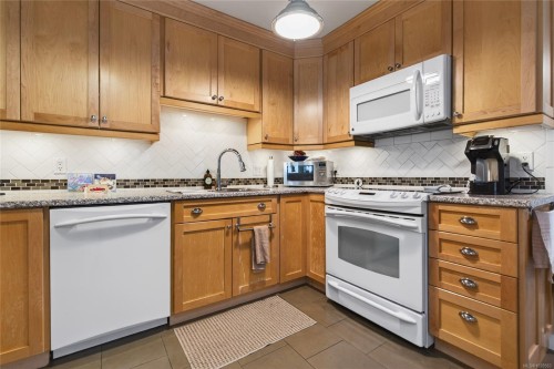 7-650 Yorkshire Dr, Campbell River, BC 