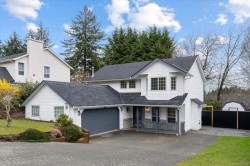 5574 Garibaldi Dr  Nanaimo, BC V9T 6B2