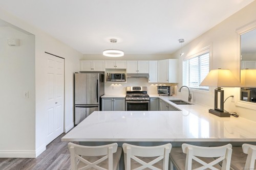 1272 Noel Ave, Comox, BC 