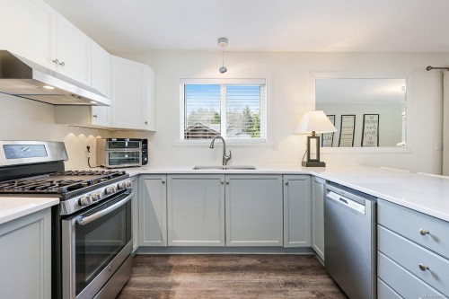 1272 Noel Ave, Comox, BC 