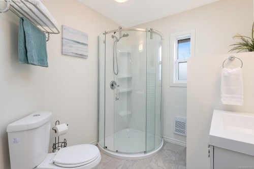 1272 Noel Ave, Comox, BC 