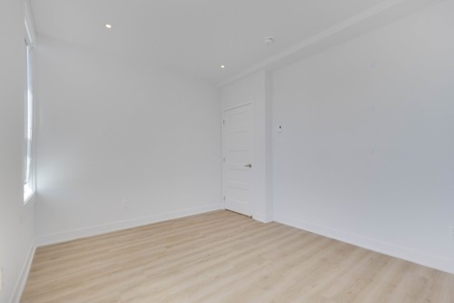 Chambre à coucher - 7123 Av. Querbes, Montréal (Villeray/Saint-Michel/Parc-Extension), QC - Indoor Photo Showing Other Room