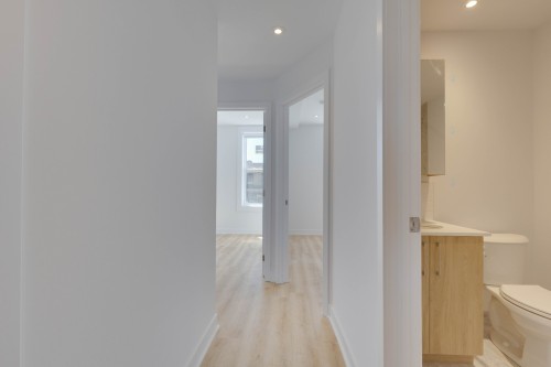 Hall d'entrée/Vestibule - 7123 Av. Querbes, Montréal (Villeray/Saint-Michel/Parc-Extension), QC - Indoor Photo Showing Other Room