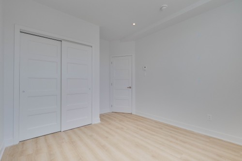 Chambre à coucher - 7123 Av. Querbes, Montréal (Villeray/Saint-Michel/Parc-Extension), QC - Indoor Photo Showing Other Room