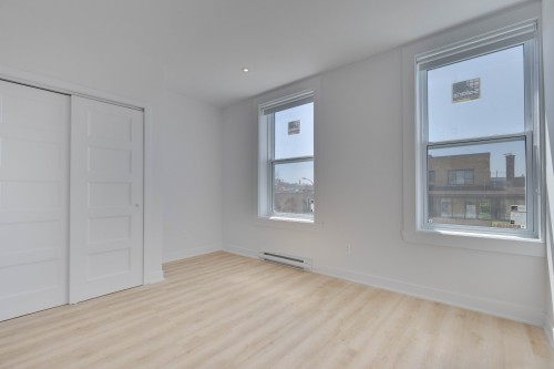 Chambre à coucher - 7123 Av. Querbes, Montréal (Villeray/Saint-Michel/Parc-Extension), QC - Indoor Photo Showing Other Room