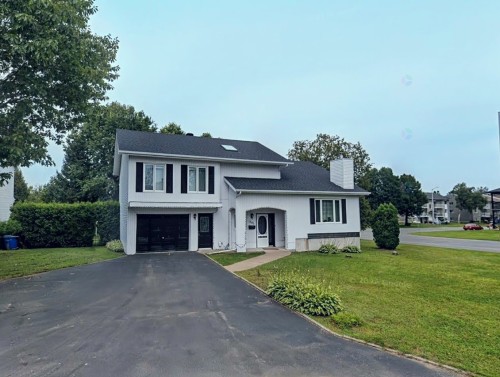 1561 18e Avenue  Shawinigan, QC G9T 7G6