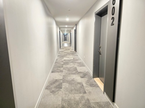 Hall d'entrée/Vestibule - 609-248 Boul. Hymus, Pointe-Claire, QC - Indoor Photo Showing Other Room