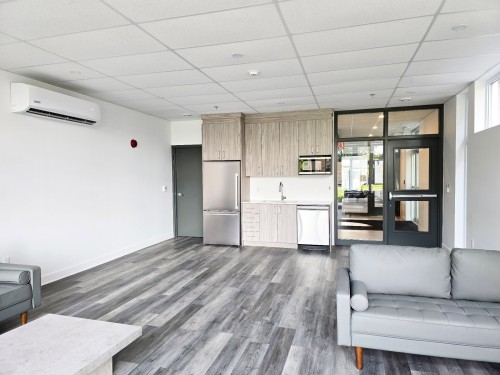 Salle communautaire - 609-248 Boul. Hymus, Pointe-Claire, QC - Indoor