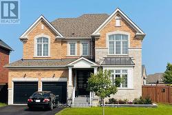 16 VIVIAN CREEK ROAD  East Gwillimbury, ON L0G 1M0