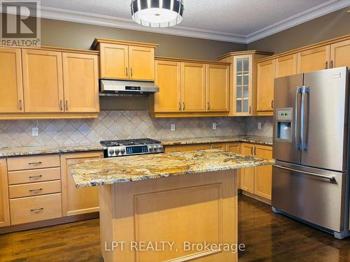 64 Yarrow Court, Kitchener, ON - Indoor Photo Showing Kitchen