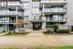 404 458 W 63RD AVENUE  Vancouver, BC V5X 2J4