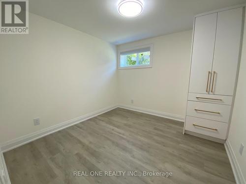 3366 Strabane Drive, Mississauga, ON - Indoor Photo Showing Other Room