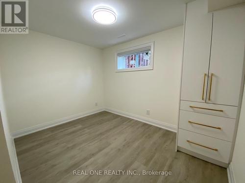 3366 Strabane Drive, Mississauga, ON - Indoor Photo Showing Other Room