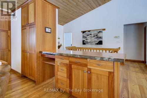 Live Edge Buffet - 397 Silver Birch Drive, Tiny, ON - Indoor Photo Showing Other Room
