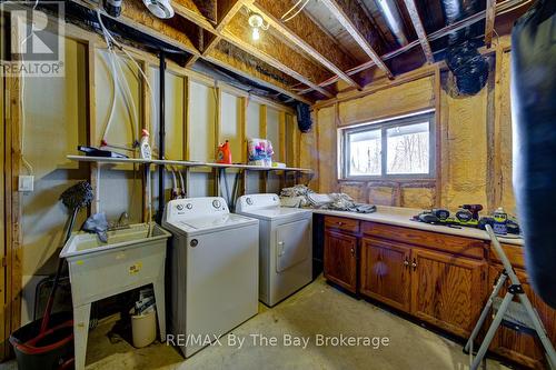 Laundry / Utility room - 397 Silver Birch Drive, Tiny, ON - Indoor Photo Showing Laundry Room