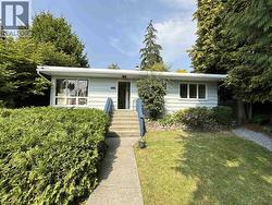 1115 HAYWOOD AVENUE  West Vancouver, BC V7T 1T8