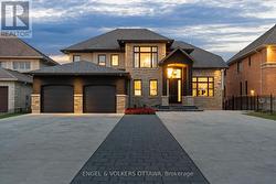 151 WINDING WAY  Ottawa, ON K2C 3H1