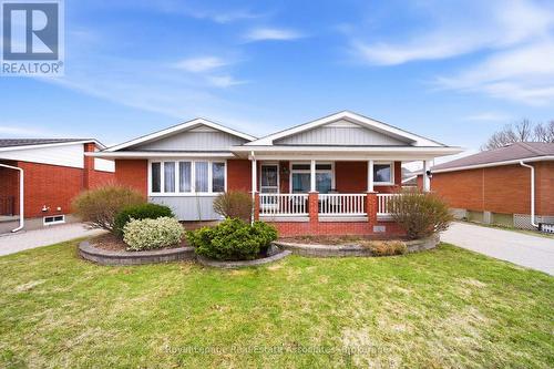 4018 MONTCALM CRESCENT  Niagara Falls, ON L2G 6L8