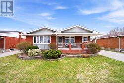 4018 MONTCALM CRESCENT  Niagara Falls, ON L2G 6L8