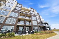 114 - 16 CONCORD PLACE  Grimsby, ON L3M 0J1