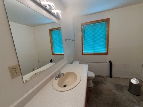 147 Maquinna Ave, Zeballos, BC 