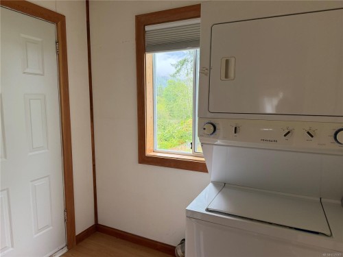 147 Maquinna Ave, Zeballos, BC 