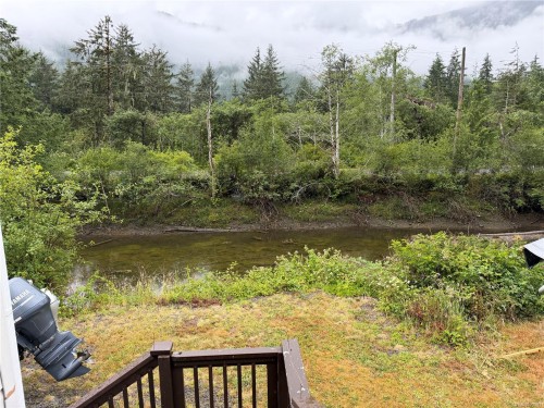 147 Maquinna Ave, Zeballos, BC 