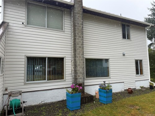 147 Maquinna Ave, Zeballos, BC 