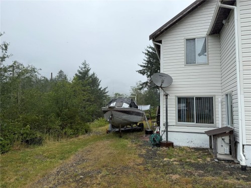 147 Maquinna Ave, Zeballos, BC 
