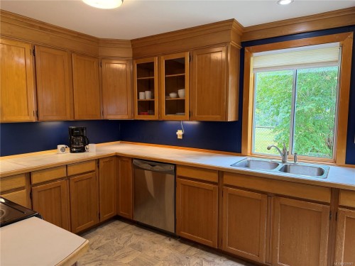 147 Maquinna Ave, Zeballos, BC 