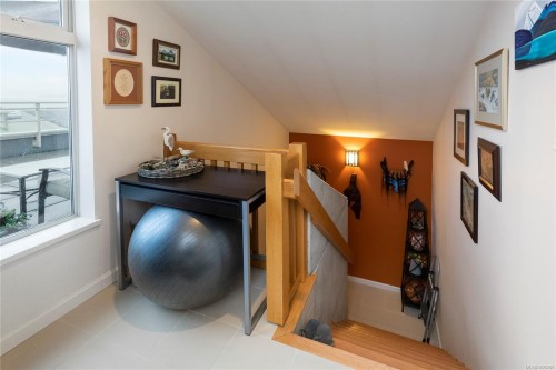 Th15-38 Front St, Nanaimo, BC 