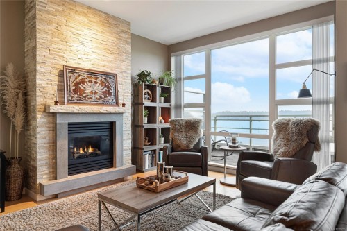 Th15-38 Front St, Nanaimo, BC 