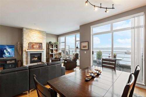 Th15-38 Front St, Nanaimo, BC 