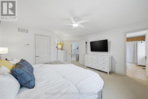 115 Pumpkin Pass, Hamilton (Binbrook), ON - Indoor Photo Showing Bedroom
